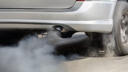 Normy emisji spalin – co musisz wiedzieć aby uniknąć kar?