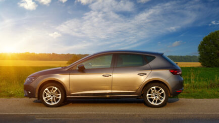 Jak sprawdzić historię auta używanego? Poradnik krok po kroku