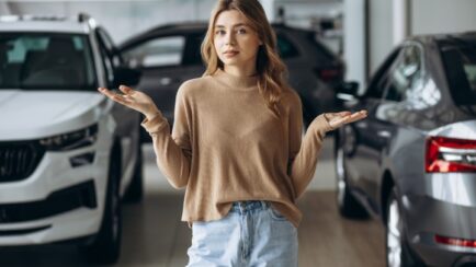 Ile naprawdę kosztuje samodzielna sprzedaż auta? Ukryte koszty i obowiązkowe formalności